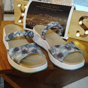 Women's Sandals